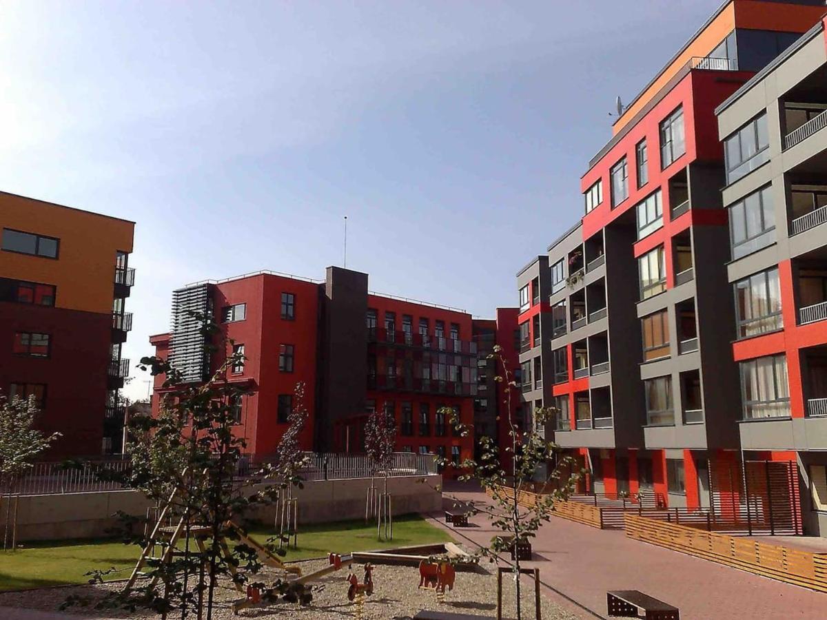 Ona'S Apartment In City Center With Private Parking Каунас Екстериор снимка
